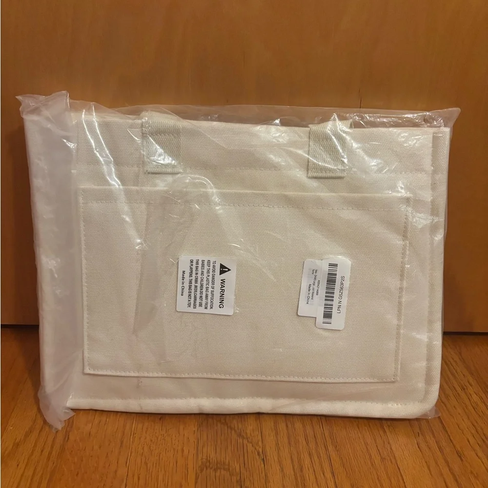 ZHMO Cream Canvas Tote Bag NWT